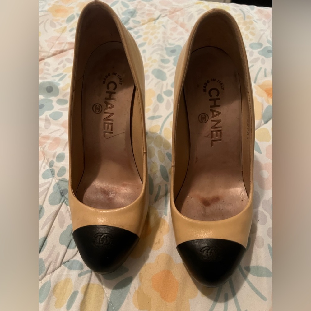 Chanel Bicolor Heels, Size 35
